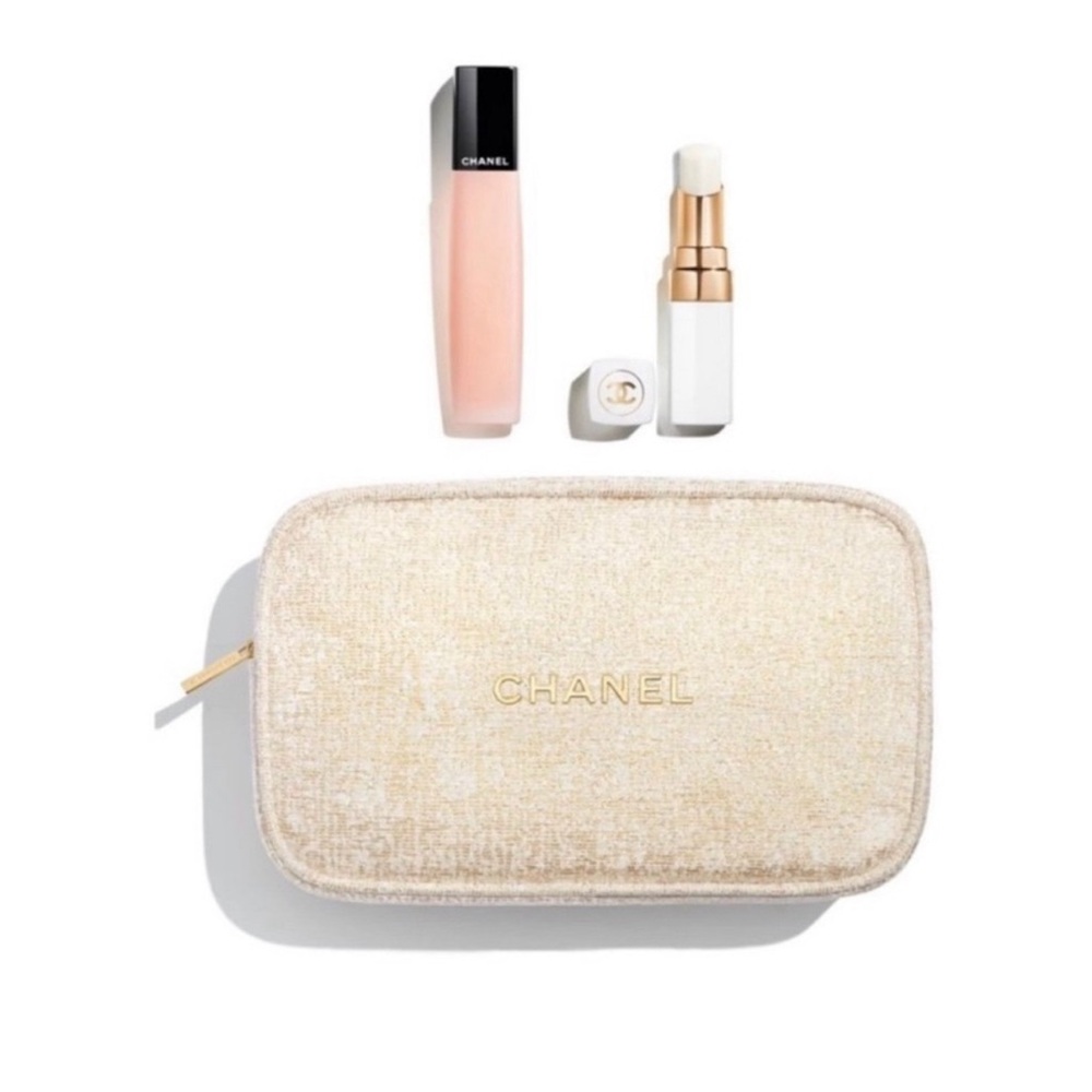 Chanel “On the go Moisture” Cream Cosmetic Pouch w/Rouge Coco Baum and L’huile